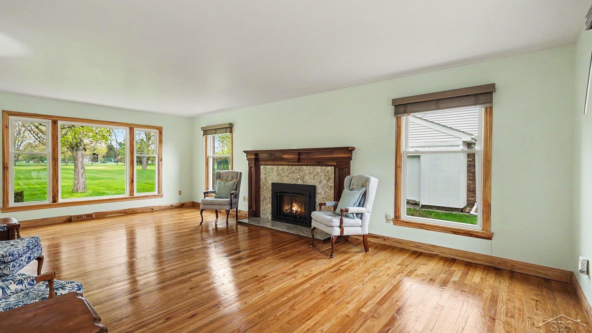 341 Foxboro Road Saginaw, MI 48638 - Photo 8 of 33