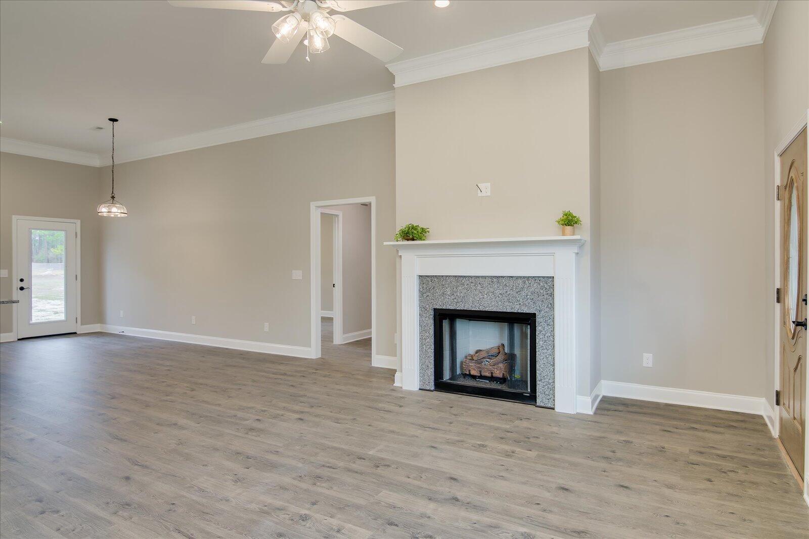 1423 Wire Road Aiken, SC 29805 - Photo 6 of 29