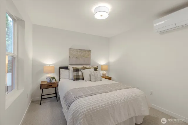 $1,620,000 | 11607 Northeast 112th Street, Unit 2, Kirkland, WA 98033