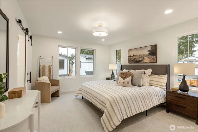 $1,620,000 | 11607 Northeast 112th Street, Unit 2, Kirkland, WA 98033