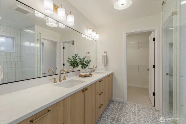 $1,620,000 | 11607 Northeast 112th Street, Unit 2, Kirkland, WA 98033