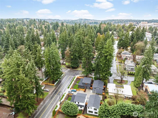 $1,620,000 | 11607 Northeast 112th Street, Unit 2, Kirkland, WA 98033