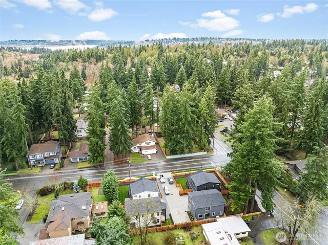 $1,620,000 | 11607 Northeast 112th Street, Unit 2, Kirkland, WA 98033