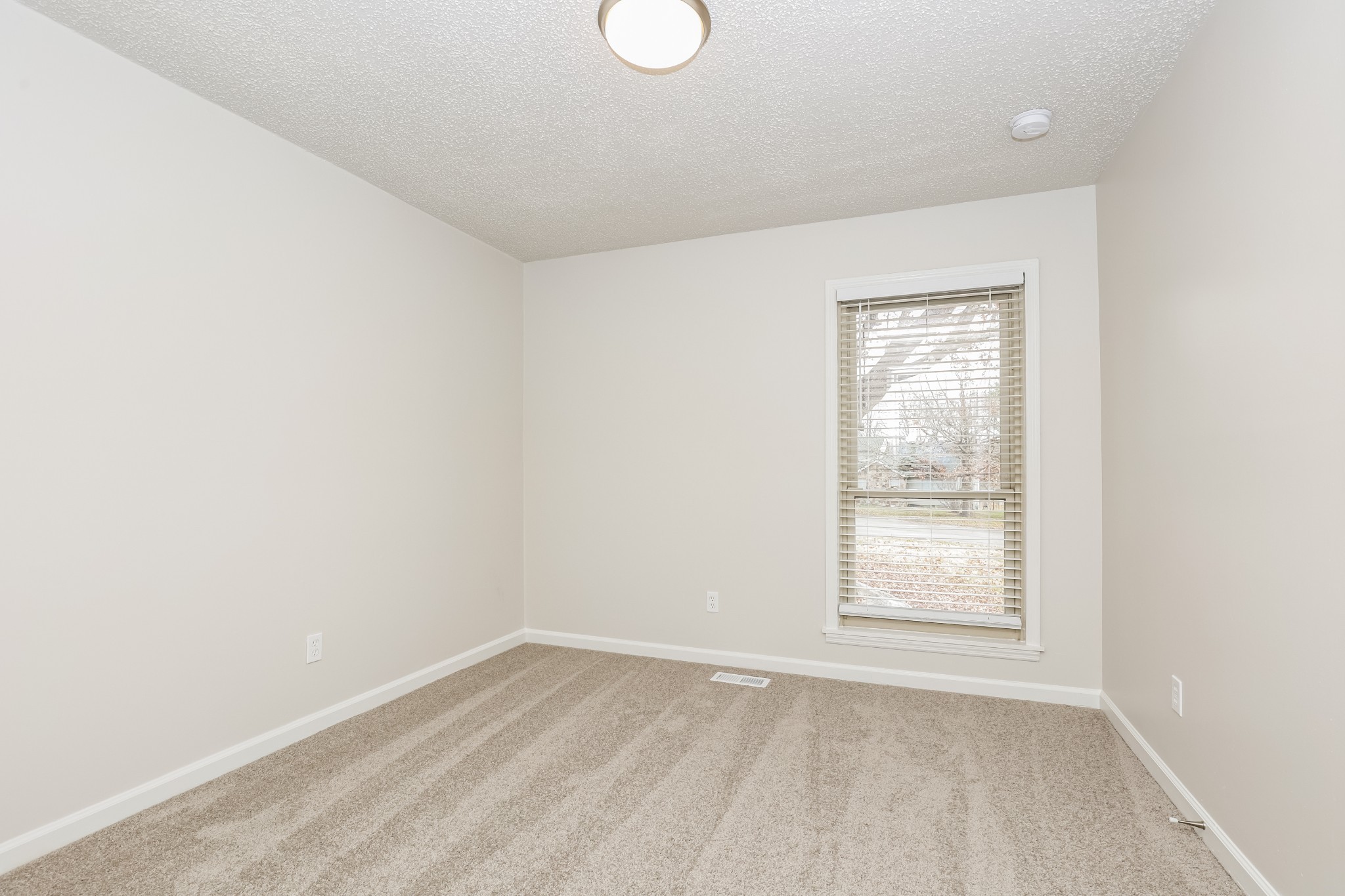 405 Montego Cove Hermitage, TN 37076 - Photo 13 of 16 an empty room with a window