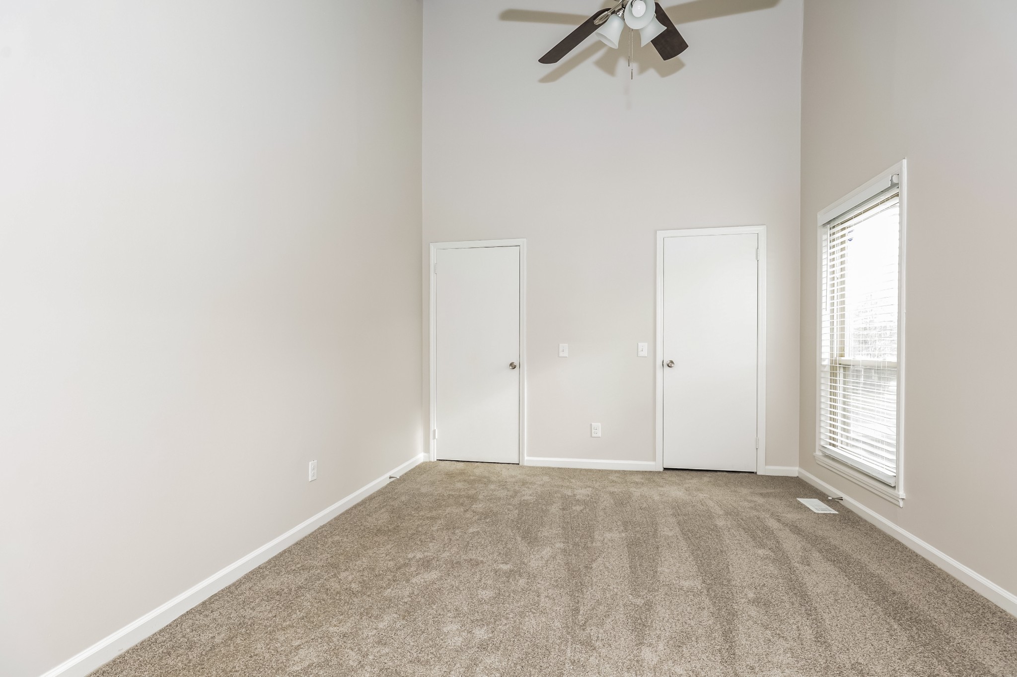 405 Montego Cove Hermitage, TN 37076 - Photo 9 of 16 an empty room with a window