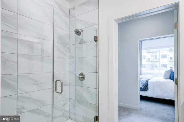 $3,295 | 503-29 North Columbus Boulevard, Unit 2323, Philadelphia, PA 19123