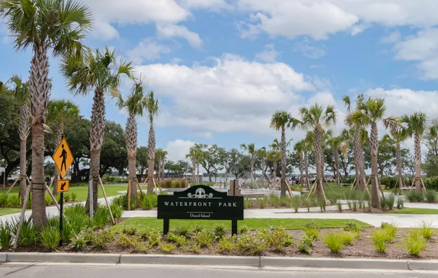 $550,000 | 130 River Landing Drive, Unit 5102, Charleston, SC 29492