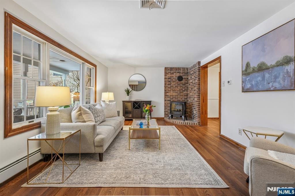 40 Golf Road Bloomfield, NJ 07003 - Photo 7 of 50