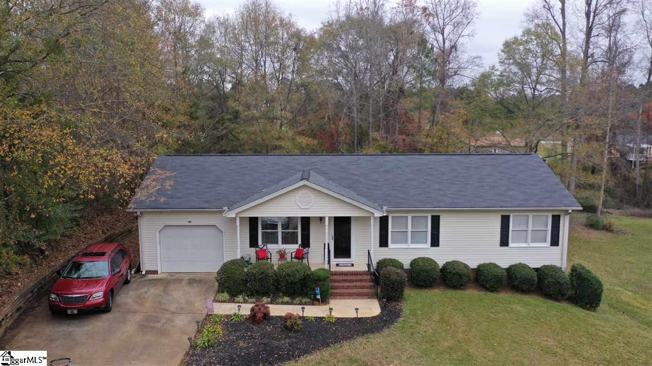 13 Queens Street Fountain Inn, SC 29644 - Photo 5 of 24 Gallery Image 5