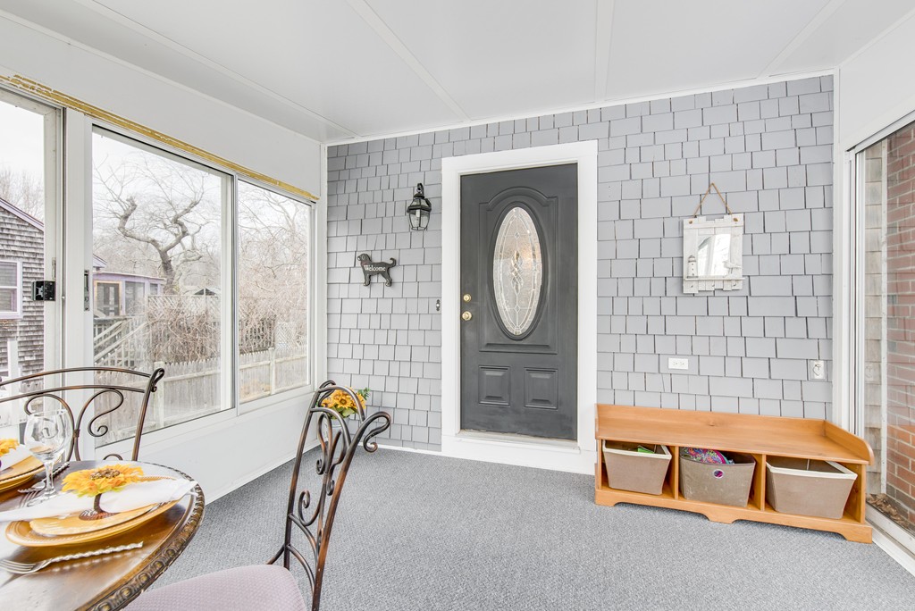 170 Arnold Road Marshfield, MA 02050 - Photo 3 of 26 Gallery Image 3