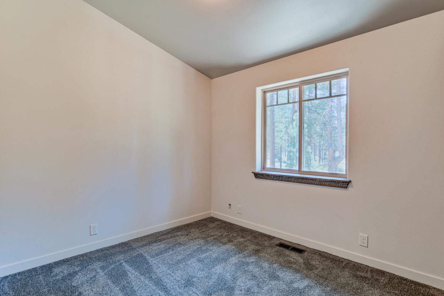 54429 Foster Road Bend, OR 97707 - Photo 18 of 51 54429 Foster Rd., Bend, OR - 35
