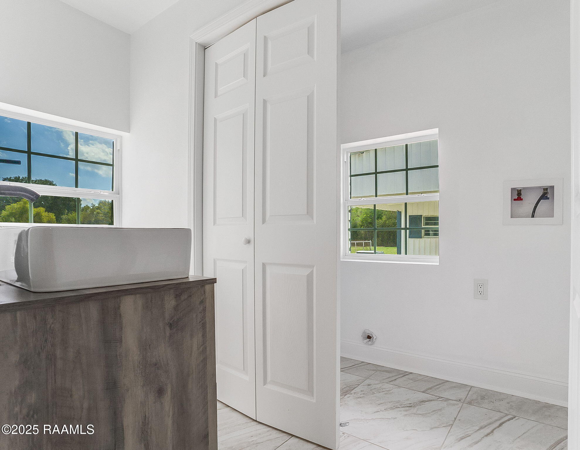 724 Linden Lewis Road Youngsville, LA 70592 - Photo 8 of 20 9-web-or-mls-724 Linden Lewis-8