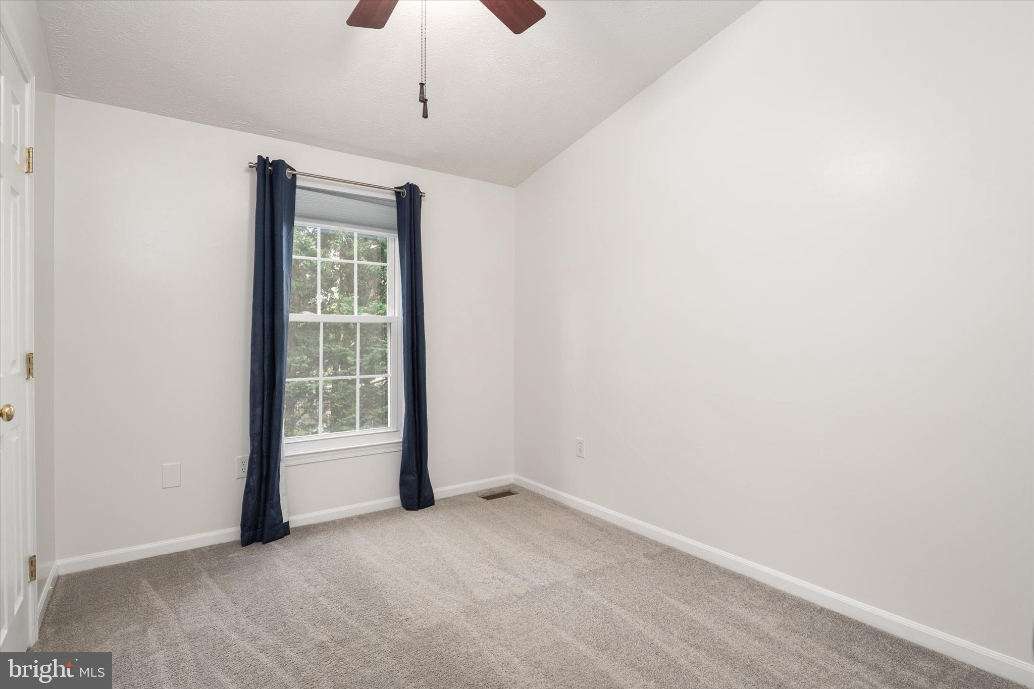 2275 Lea Court Odenton, MD 21113 - Photo 29 of 55 an empty room with windows