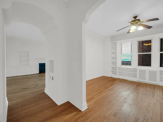 $175,000 | 5000 South Cornell Avenue, Unit 6C, Chicago, IL 60615