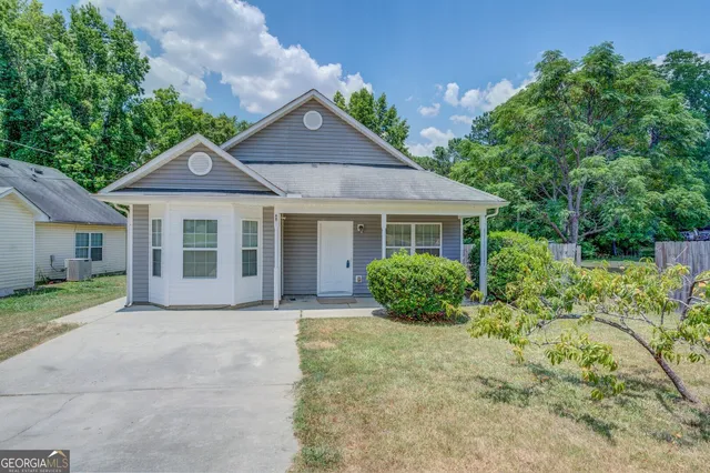 $203,000 | 687 Chestnut Drive, Jackson, GA 30233