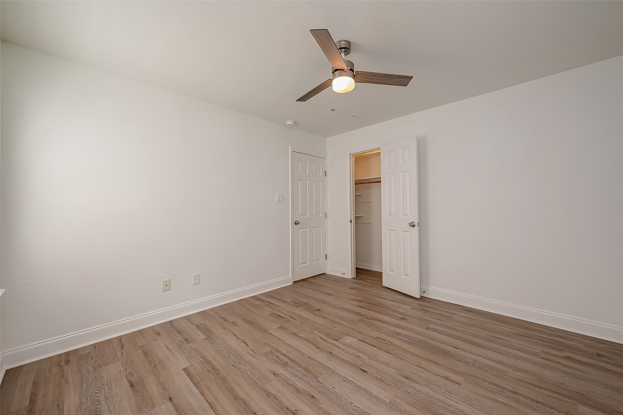 917 Adele Street Houston, TX 77009 - Photo 17 of 24