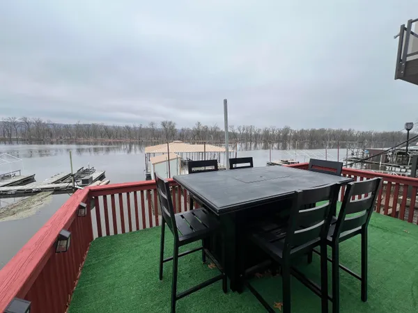 $169,000 | 133 South 1st, Unit 5, Harpers Ferry, IA 52146