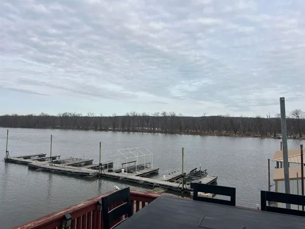 $169,000 | 133 South 1st, Unit 5, Harpers Ferry, IA 52146
