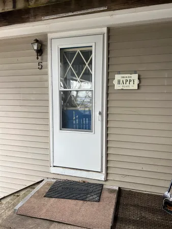 $169,000 | 133 South 1st, Unit 5, Harpers Ferry, IA 52146