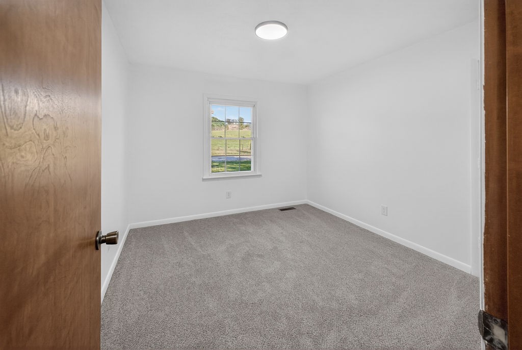 970 Wheelerfield Road Mount Pleasant, TN 38474 - Photo 11 of 36