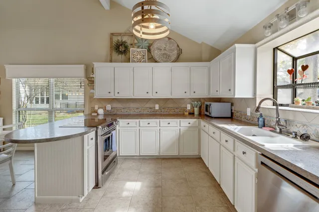 $599,000 | 81 Harbour Point Circle, Coldspring, TX 77331