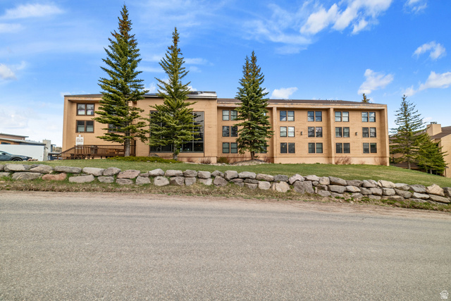 150 Ridgeview Street, Unit 117 Brian Head, UT 84719 - Photo 3 of 20 View of apartment building / complex