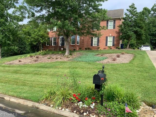 104 Castleton Place Jamestown, NC 27282 - Photo 2 of 29