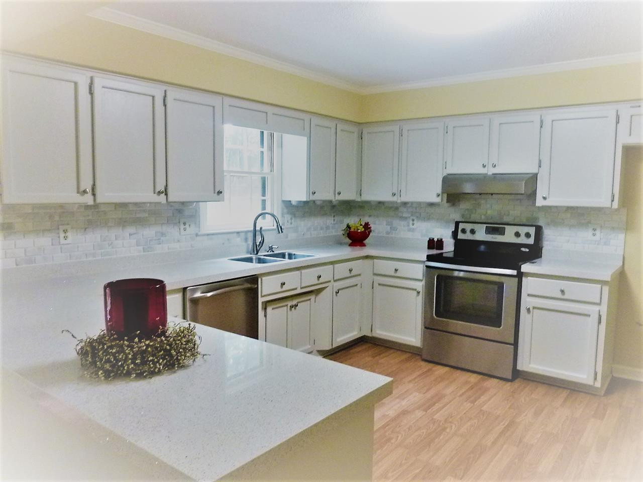 517 Brookfield Road Raleigh, NC 27615 - Photo 5 of 25 Kitchen