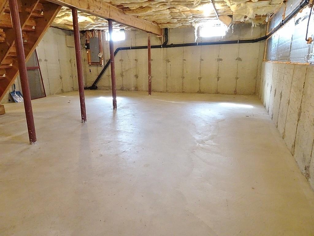 75 Ridgewood Road Worcester, MA 01606 - Photo 20 of 22 Gallery Image 20