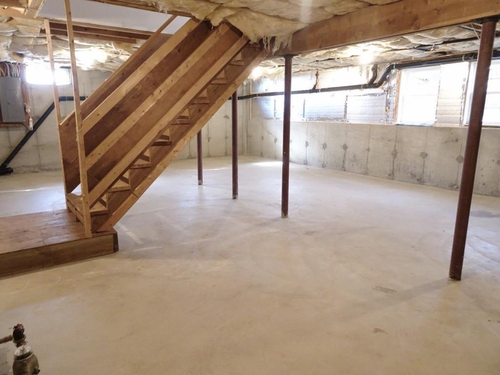 75 Ridgewood Road Worcester, MA 01606 - Photo 21 of 22 Gallery Image 21