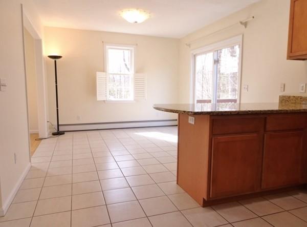 75 Ridgewood Road Worcester, MA 01606 - Photo 6 of 22 Gallery Image 6