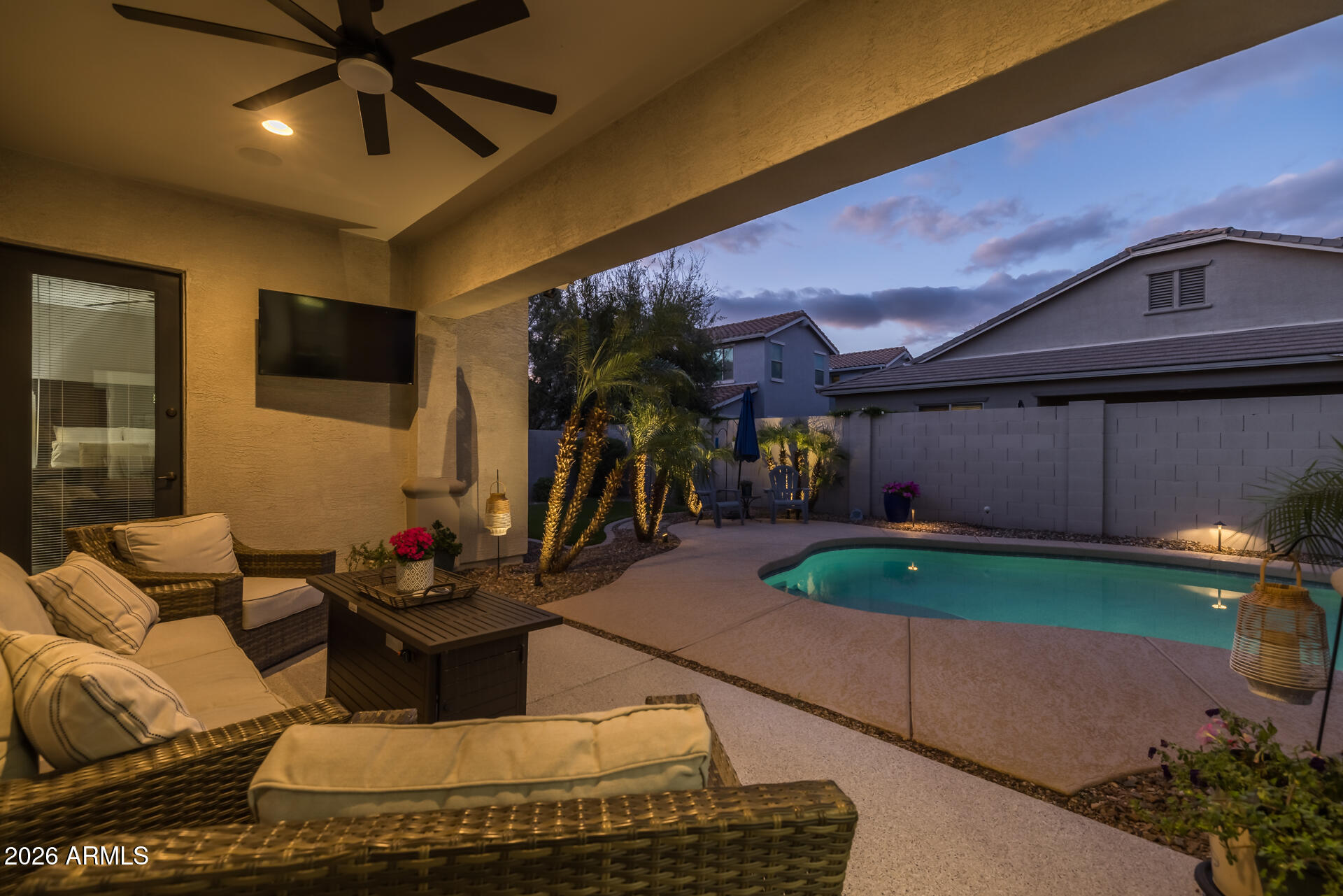 2482 East Plum Street Gilbert, AZ 85298 - Photo 46 of 64 44)BACKYARD