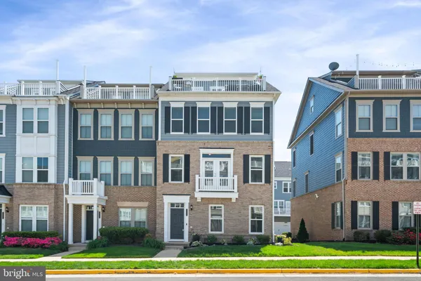 $695,000 | 17259 Herring Gull Lane, Dumfries, VA 22026