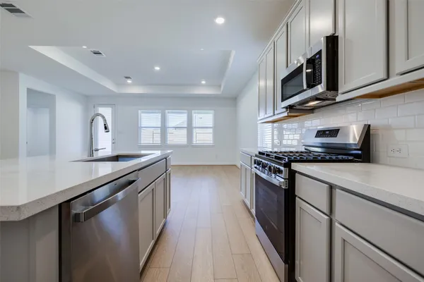 $2,600 | 9711 Westminster Manor Drive, Cypress, TX 77433