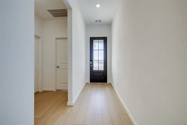 $2,600 | 9711 Westminster Manor Drive, Cypress, TX 77433