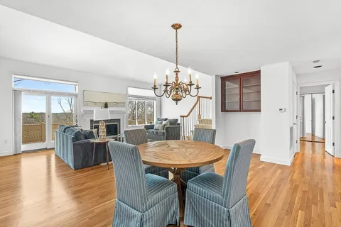 $1,350,000 | 7 Wainwright Road, Unit 107, Winchester, MA 01890