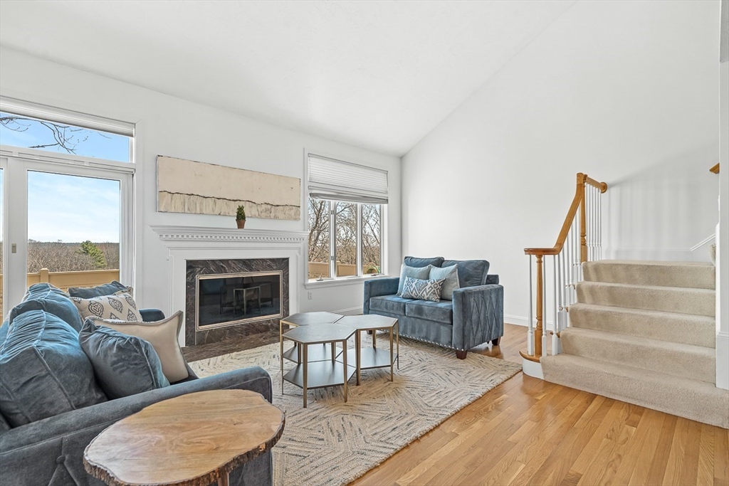 7 Wainwright Road, Unit 107 Winchester, MA 01890 - Photo 14 of 40