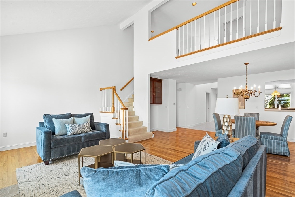 7 Wainwright Road, Unit 107 Winchester, MA 01890 - Photo 16 of 40