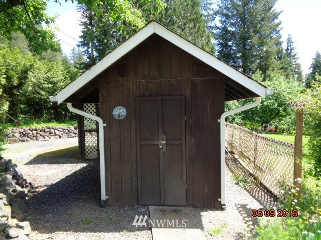 505 Hazel Dell Road Castle Rock, WA 98611 - Photo 8 of 24 Gallery Image 8