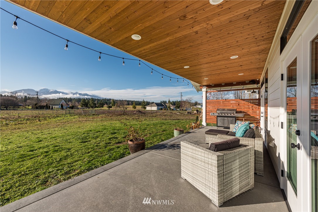 848 Shore Road Port Angeles, WA 98362 - Photo 10 of 39 Gallery Image 10