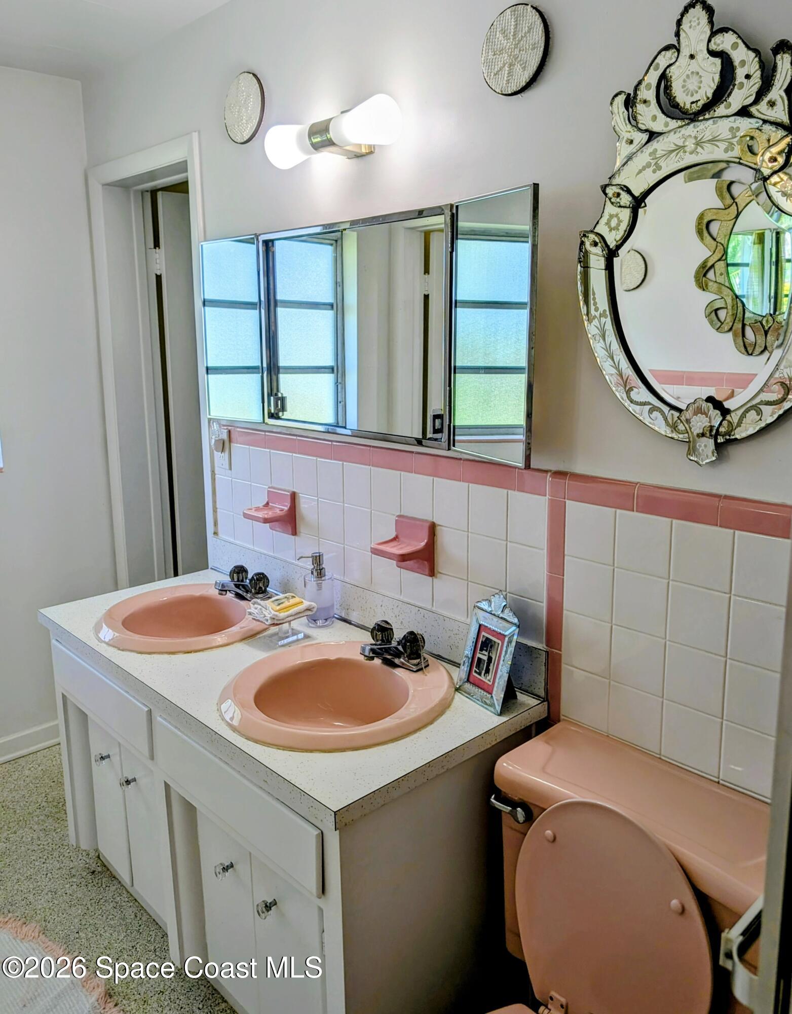 615 Oak Ridge Drive Indialantic, FL 32903 - Photo 45 of 65 Jack & Jill Bathroom