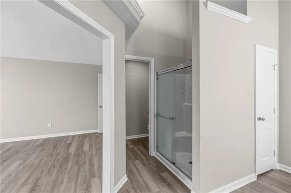$395,000 | 9112 North Camden Avenue, Kansas City, MO 64154