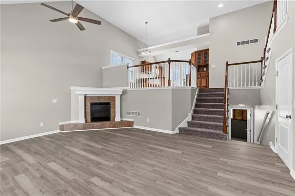 $395,000 | 9112 North Camden Avenue, Kansas City, MO 64154