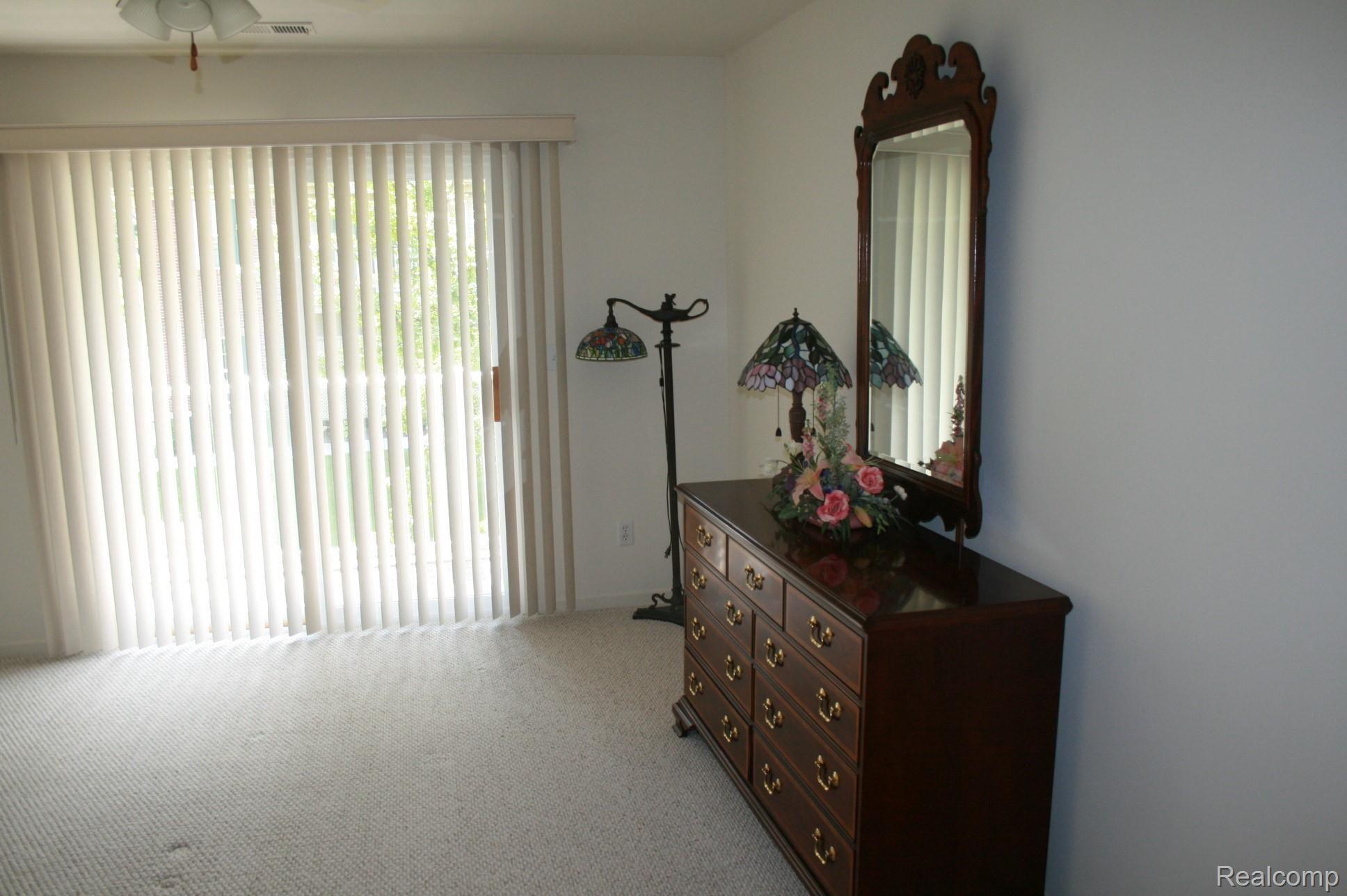 4172 Hampton Ridge Boulevard, Unit 74 Howell, MI 48843 - Photo 15 of 22 15, master.jpg