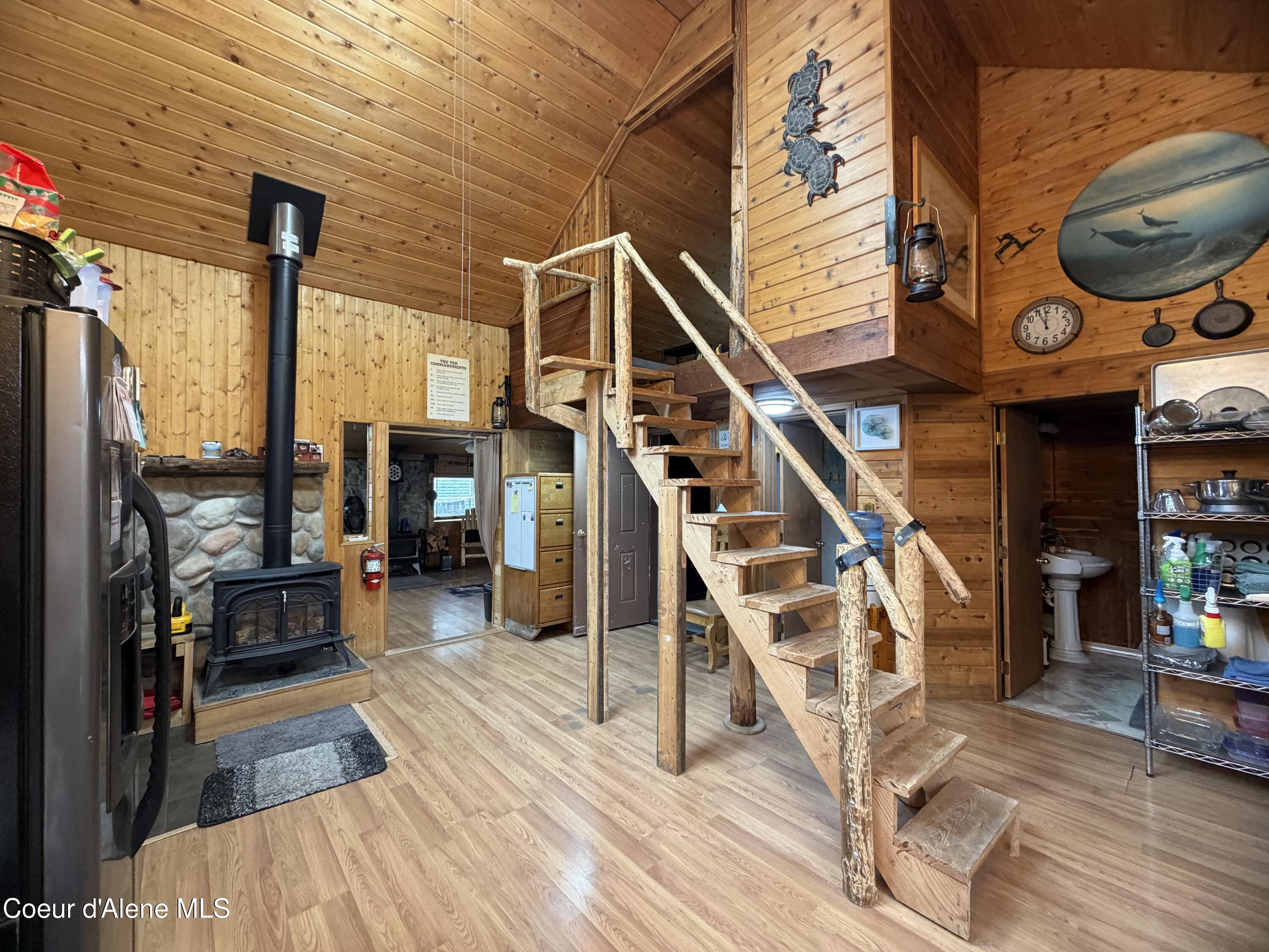 52 Womack Road Oldtown, ID 83822 - Photo 7 of 36 IMG_0231