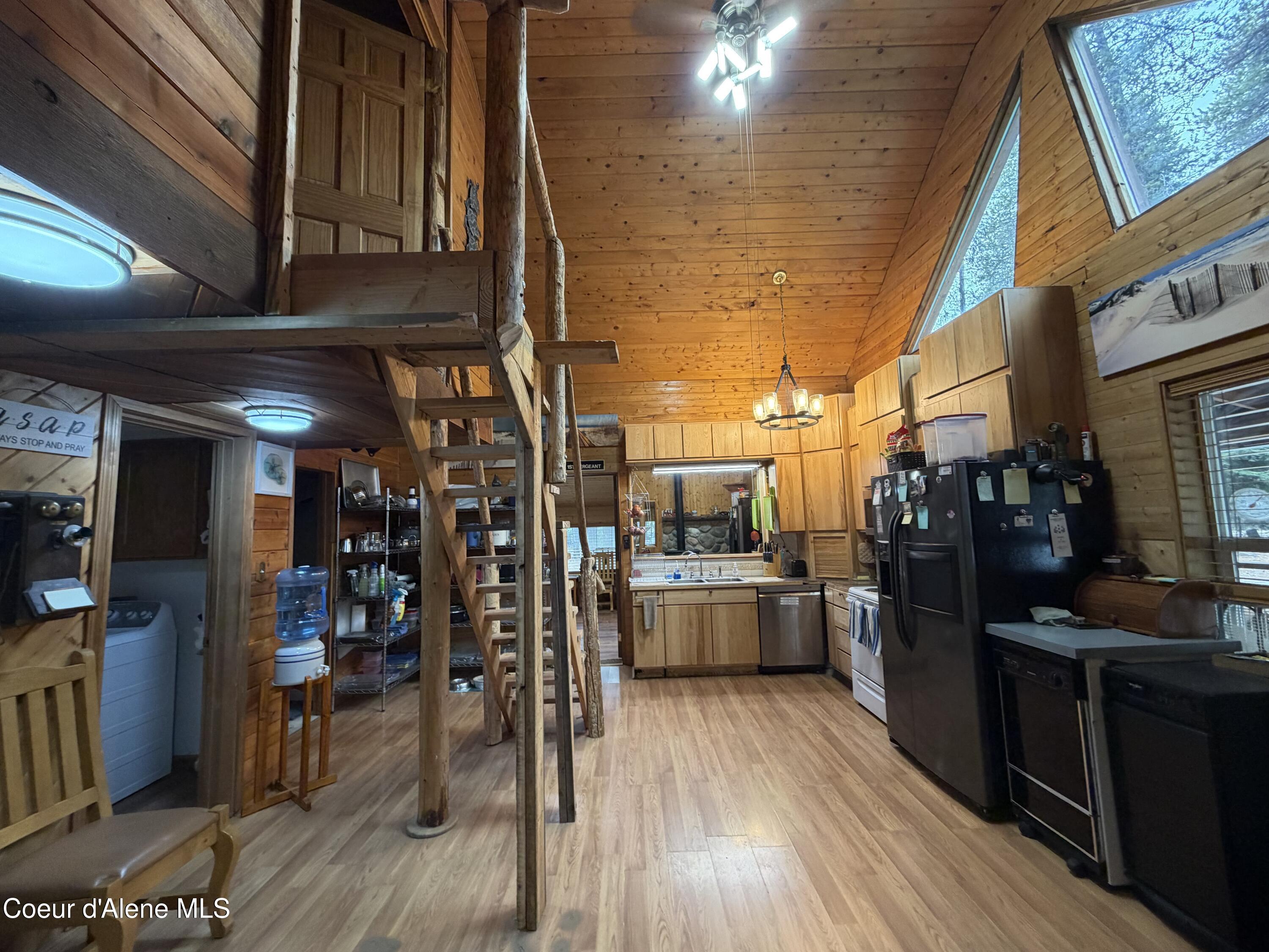 52 Womack Road Oldtown, ID 83822 - Photo 8 of 36 IMG_0229