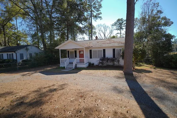 $1,800 | 525 Truett Drive, Tallahassee, FL 32303