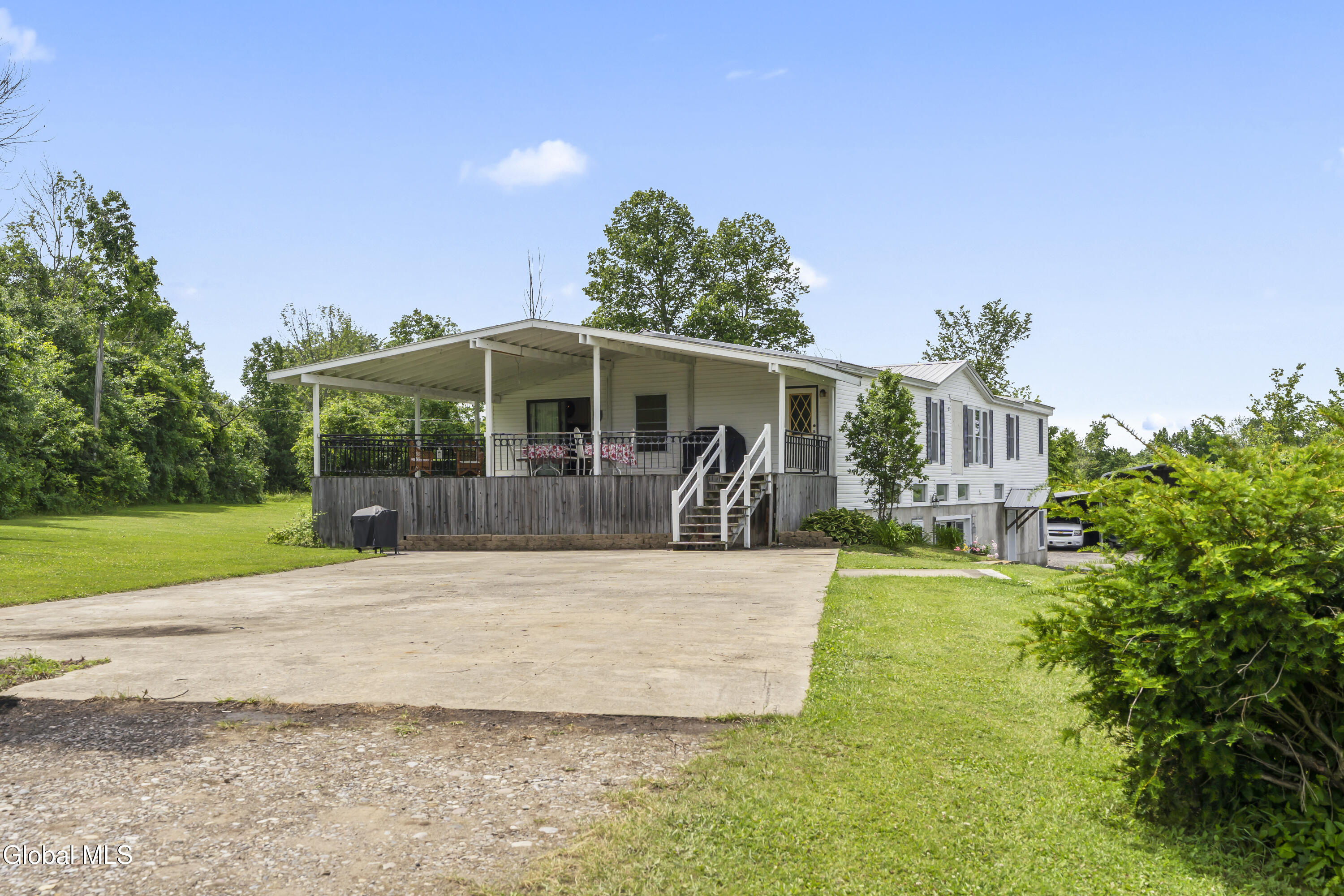 204 Devenpeck Road Root, NY 13317 - Photo 6 of 77 4