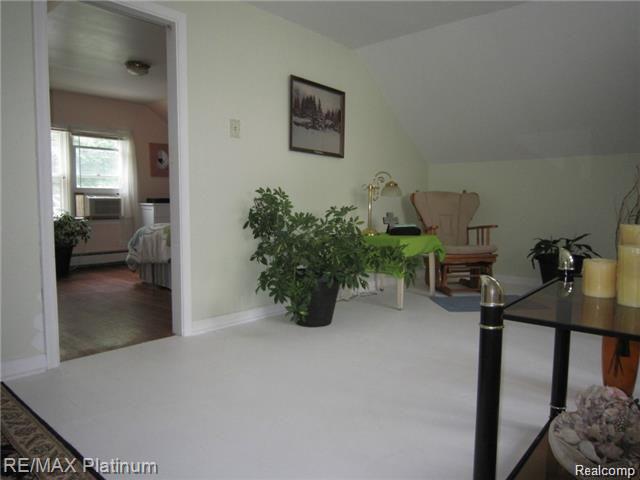 8354 Pettysville Road Pinckney, MI 48169 - Photo 11 of 13 BED 2.jpg