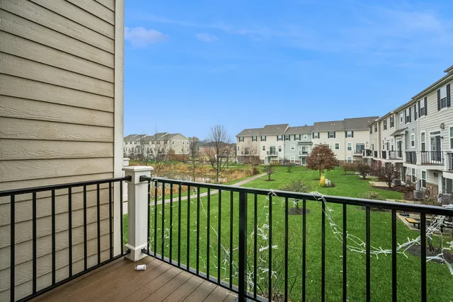 $3,100 | 70 Marcel Lane, Schaumburg, IL 60194
